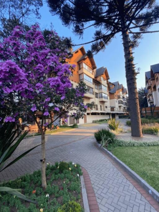 Novo No Centro De Apartment